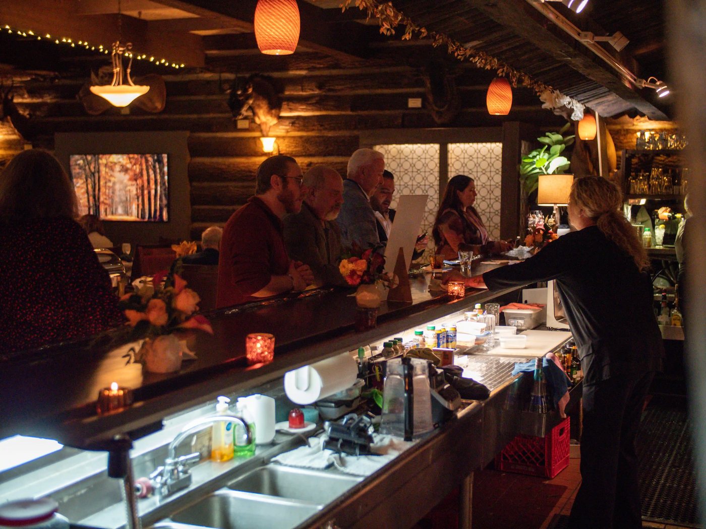 The bar — Grateful Plateful Dinner