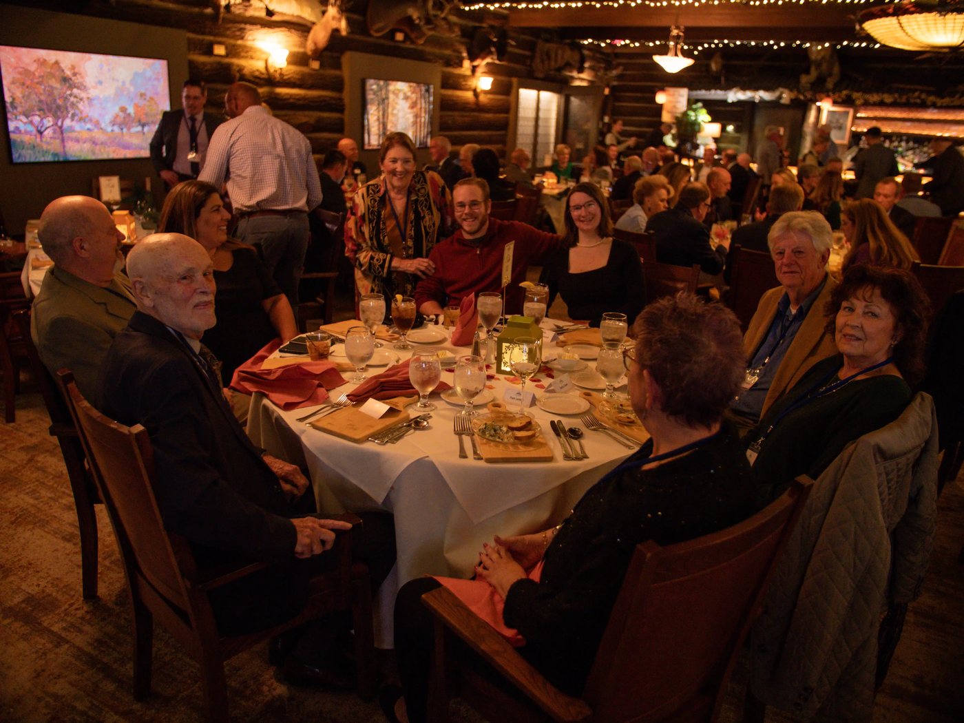 A table of guests, October 2025